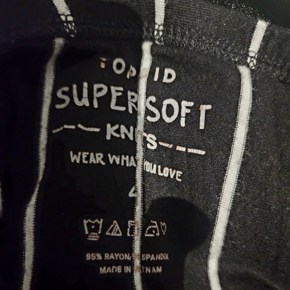 Torrid Super Soft Knit Black/White Striped Tank Plus Size 4 (4X) Adjustable EUC - Picture 5 of 7